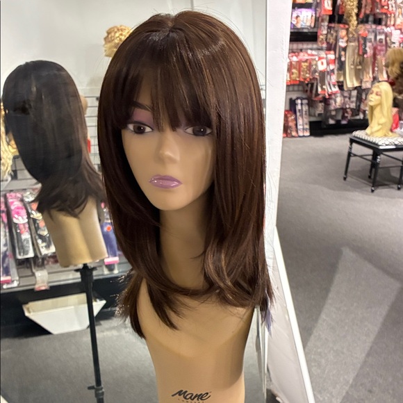 Elegant Brown Women's Wig